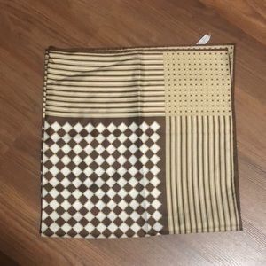🛍️4/$20🛍️ Vintage La Dear 100% polyester scarf